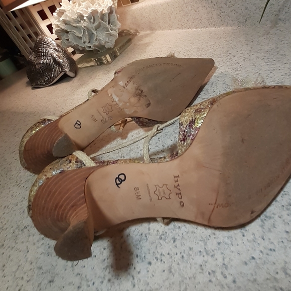 Hype hand made kitten heel size 8 1/2 - Picture 5 of 7